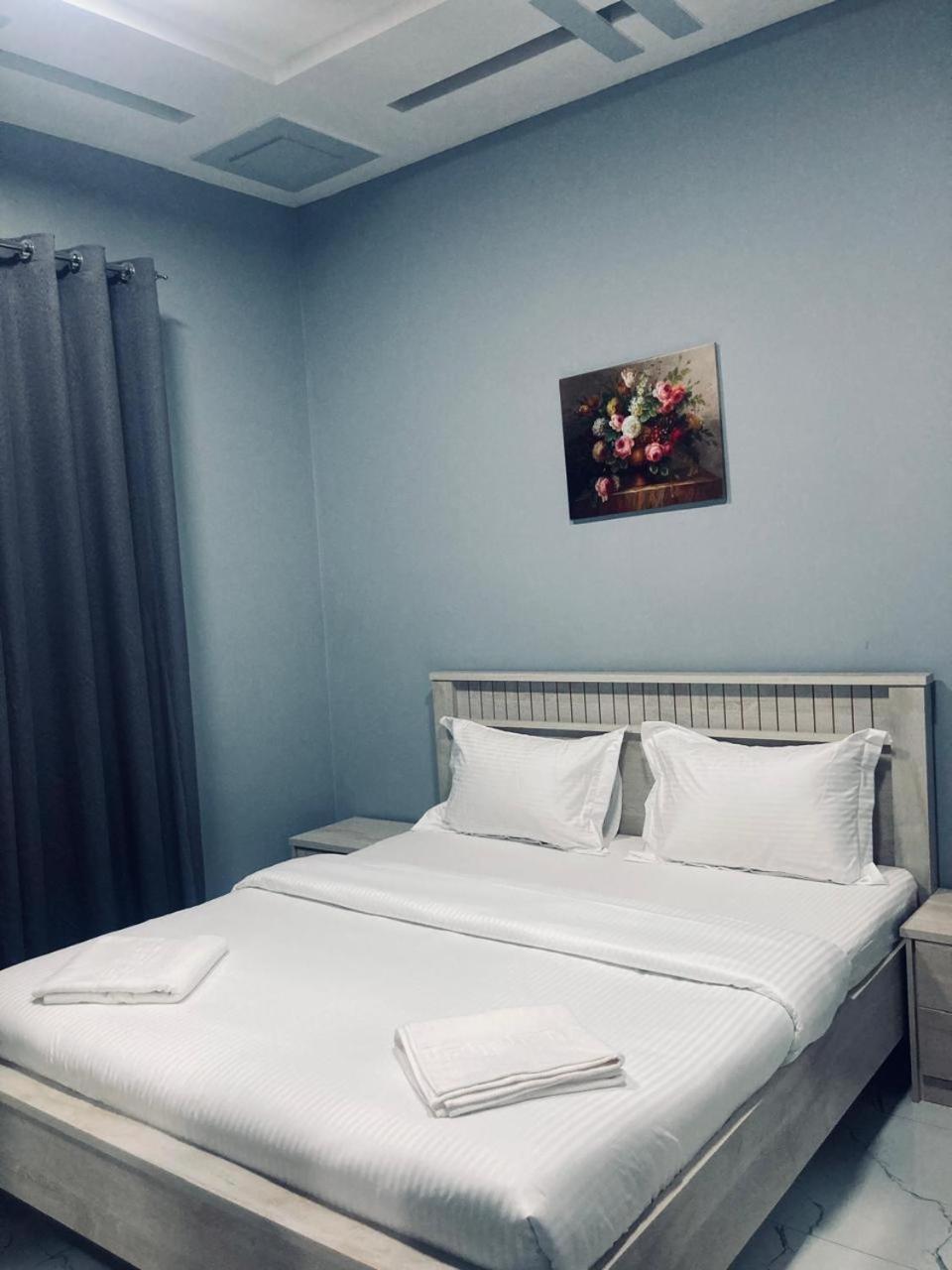 Paris Furnished Apartments - Tabasum Group Αϊμάν Εξωτερικό φωτογραφία